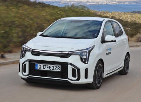 Άρχοντας της πόλης το πολύ οικονομικό Kia Picanto