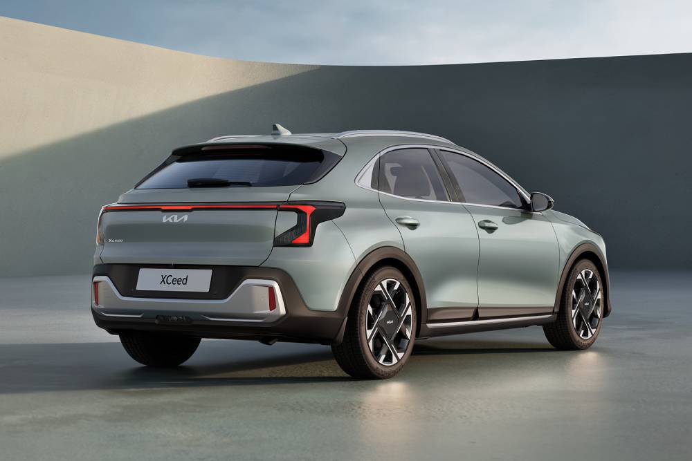 https://cdn.autogreeknews.gr/wp-content/uploads/2026/05/Kia-Xceed-Pre-launch-image-EXT-digital-1920x1080-2-1.jpg