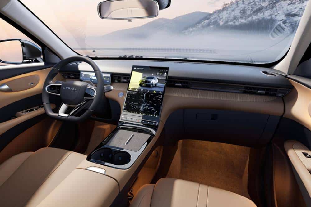 https://cdn.autogreeknews.gr/wp-content/uploads/2026/05/L6_interior.jpg