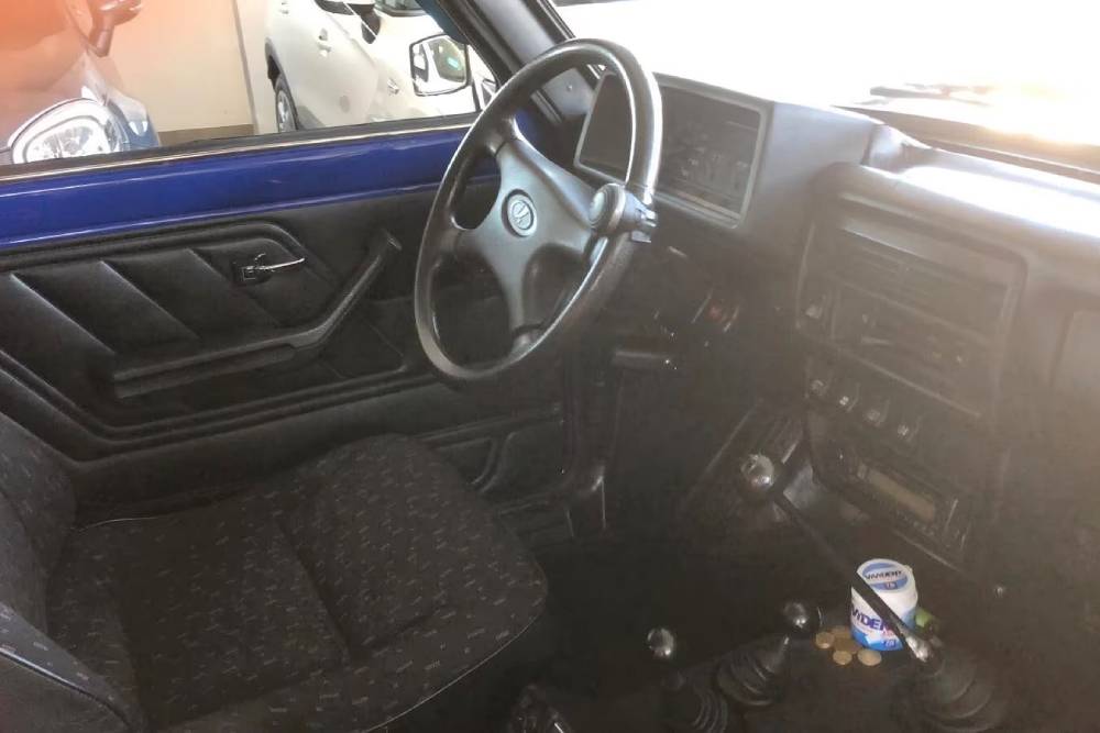 https://cdn.autogreeknews.gr/wp-content/uploads/2026/05/Lada_Niva_19_TD_GLX_2001_for_sale-6.jpg