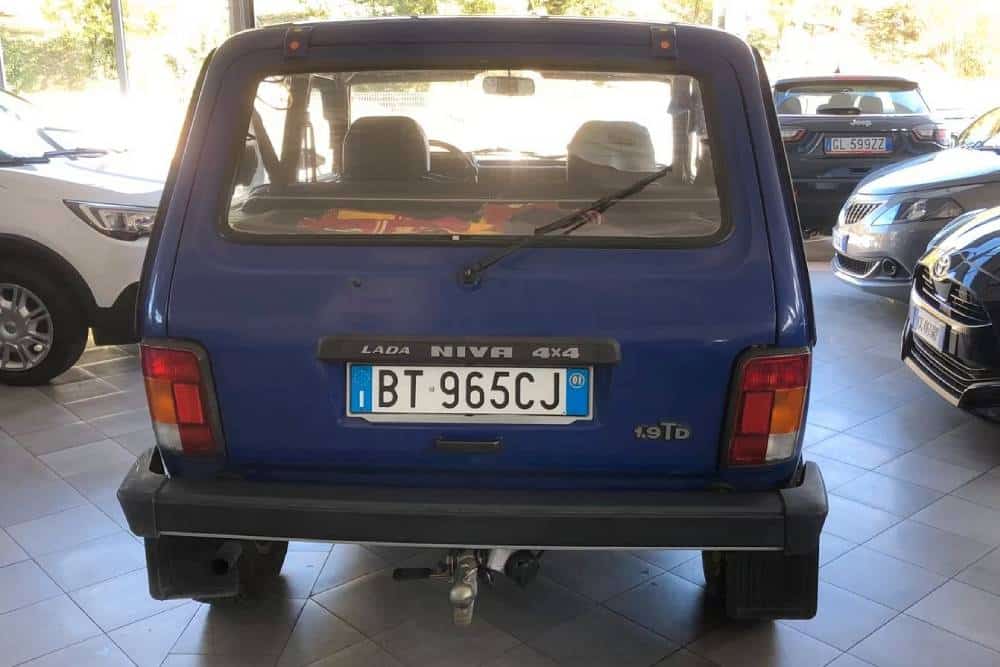 https://cdn.autogreeknews.gr/wp-content/uploads/2026/05/Lada_Niva_19_TD_GLX_2001_for_sale-9.jpg