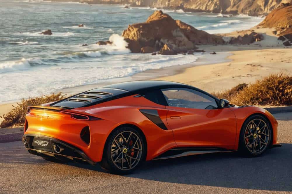 https://cdn.autogreeknews.gr/wp-content/uploads/2026/05/Lotus-Emira-420-Sport-8-00004-2048x1275-1.jpg