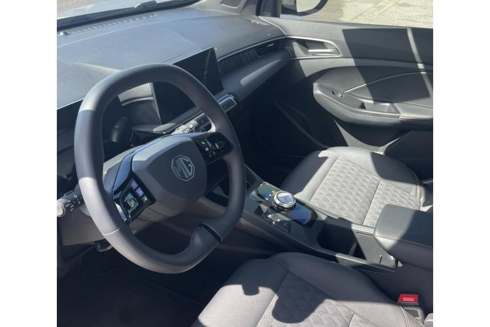 https://cdn.autogreeknews.gr/wp-content/uploads/2026/05/MG-3-Hybrid-2024-6.jpg