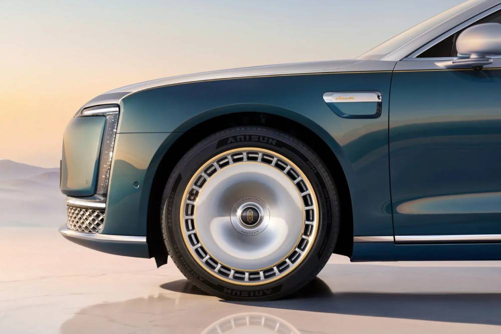 https://cdn.autogreeknews.gr/wp-content/uploads/2026/05/Maextro-S800-Grand-Design-China-3-2048x1153-1.jpg