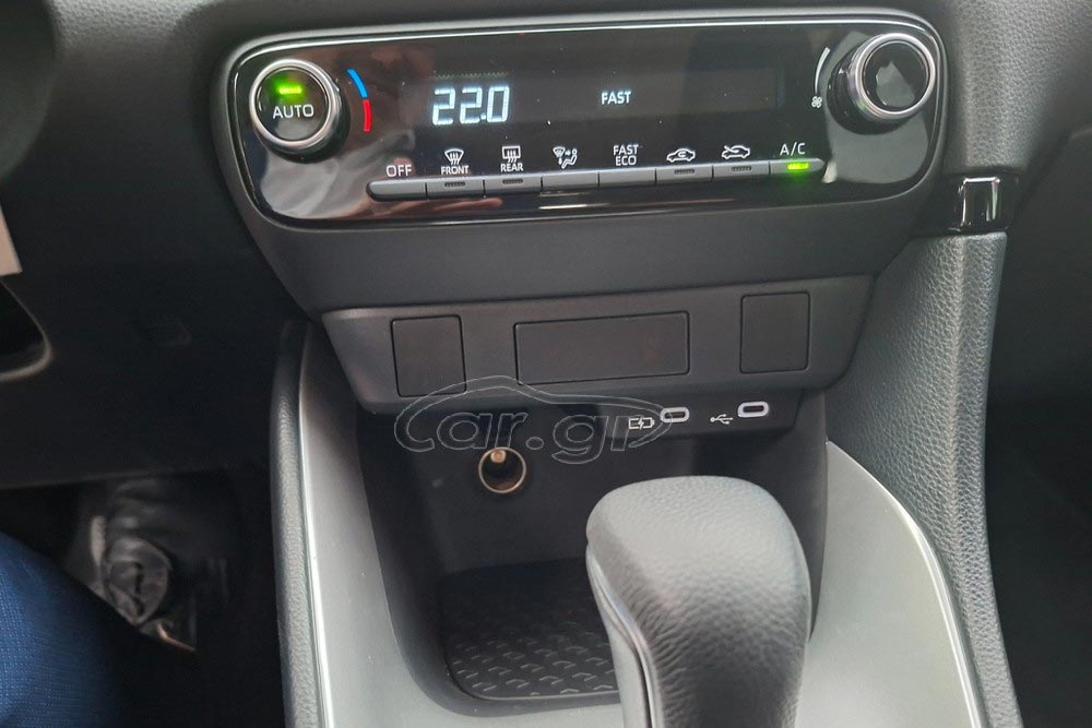 https://cdn.autogreeknews.gr/wp-content/uploads/2026/05/Mazda2-Hybrid-2025-6.jpg