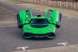 Mercedes-AMG_One_2024_Pure_Green_01