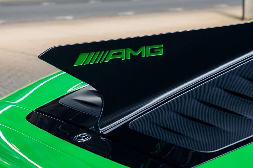 https://cdn.autogreeknews.gr/wp-content/uploads/2026/05/Mercedes-AMG_One_2024_Pure_Green_13.jpg