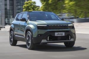 New-Jeep-Avenger-e-hybrid-(1)