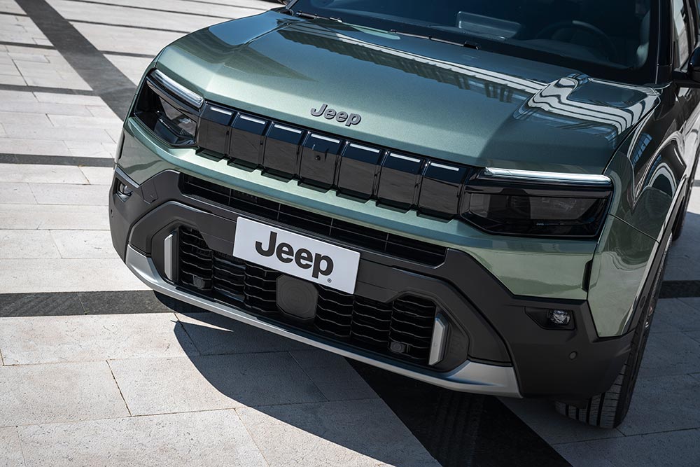 https://cdn.autogreeknews.gr/wp-content/uploads/2026/05/New-Jeep-Avenger-e-hybrid-4.jpg