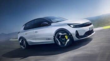Πανελλαδική πρεμιέρα για το καταιγιστικό Opel Corsa GSE