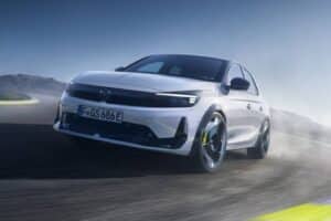 Νέο Opel Corsa GSE σπάει τα χρονόμετρα με 281 άλογα