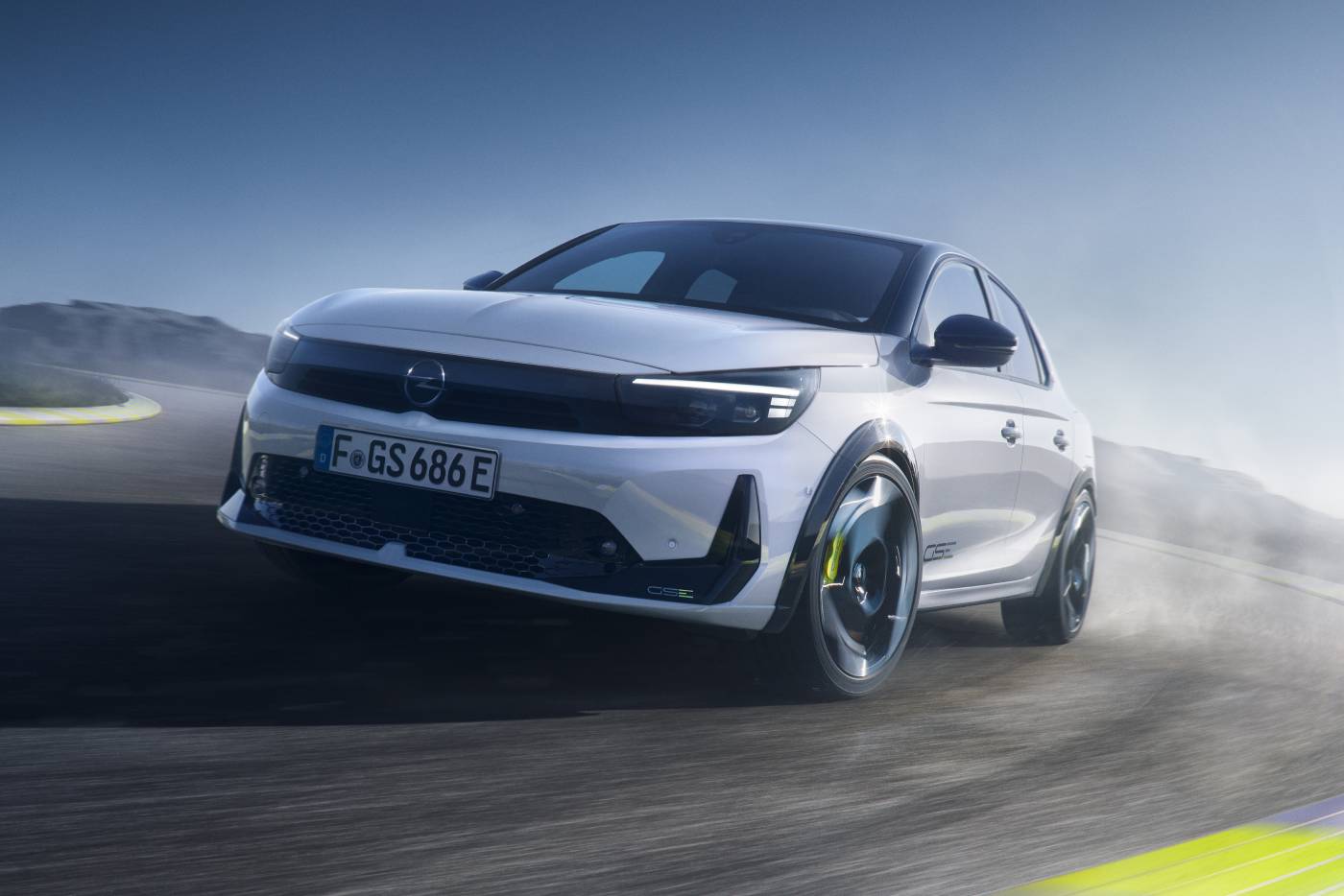 https://cdn.autogreeknews.gr/wp-content/uploads/2026/05/OpelCorsaGSE-9.jpg