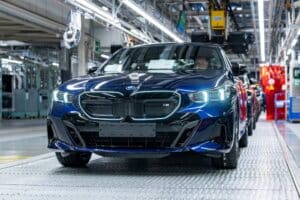 P90639531_lowRes_the-bmw-group-s-two- (1)