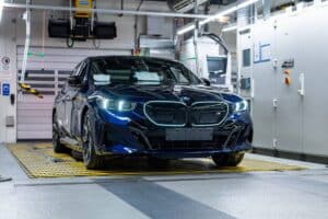 P90639532_lowRes_the-bmw-group-s-two- (1)