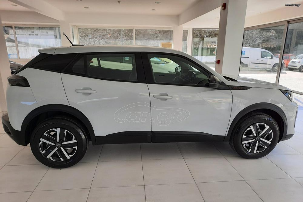 https://cdn.autogreeknews.gr/wp-content/uploads/2026/05/Peugeot-2008-2025-12-100hp-STYLE-2.jpg