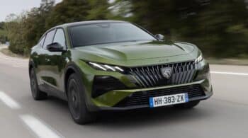 «Φωτιές» ανάβουν οι τιμές του νέου Peugeot 408