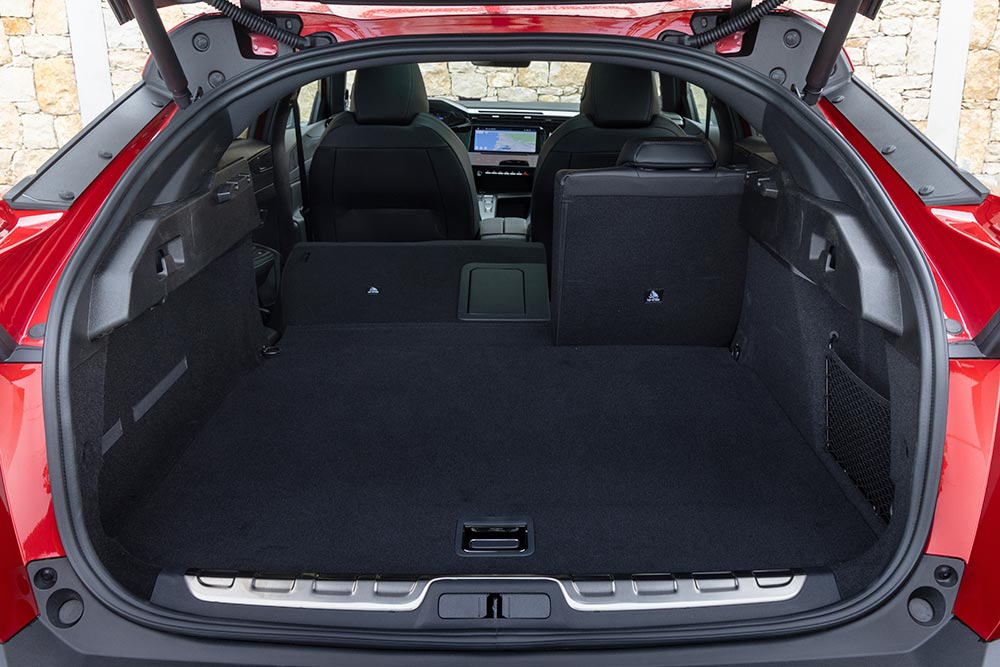 https://cdn.autogreeknews.gr/wp-content/uploads/2026/05/Peugeot-408-MY26-5.jpg
