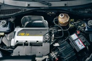 Renault_Clio_Williams_Phase_2_1995_for_sale (2)
