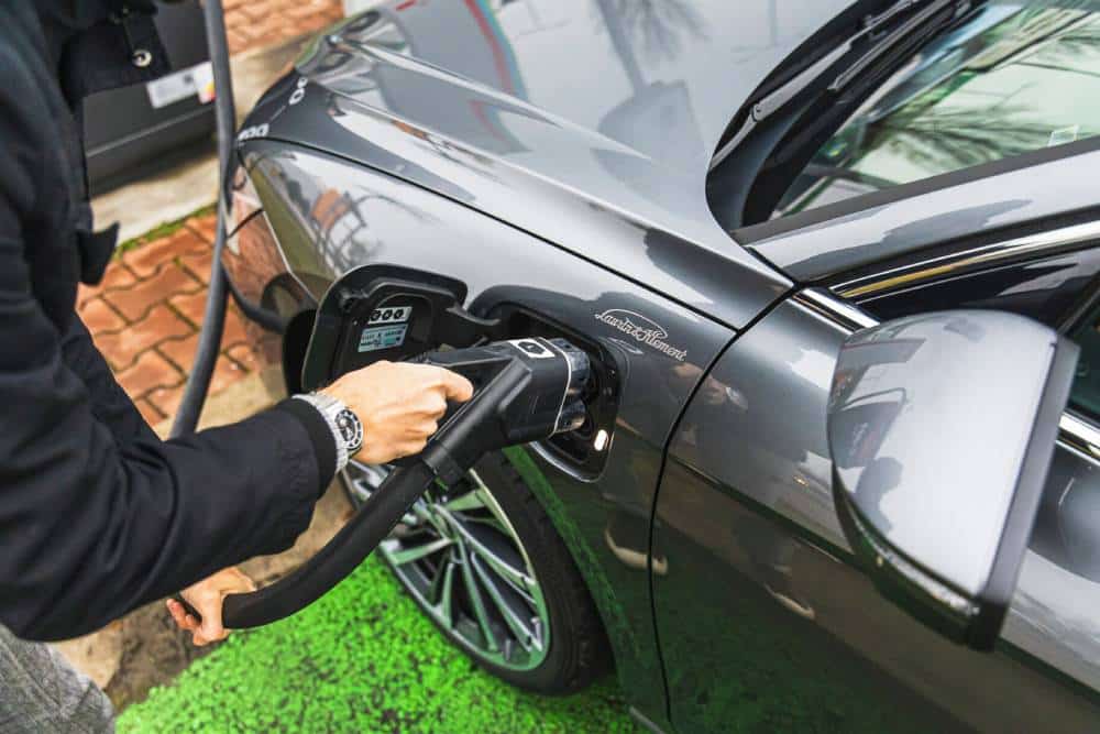 https://cdn.autogreeknews.gr/wp-content/uploads/2026/05/Skoda-Superb-iV-_103_f0ca1605.jpg