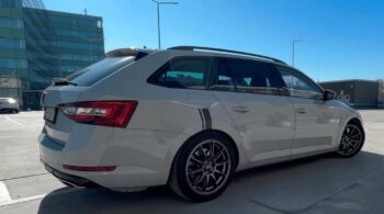 Skoda Superb Combi 570 HP είναι ο πιο «ζωηρός» οικογενειάρχης