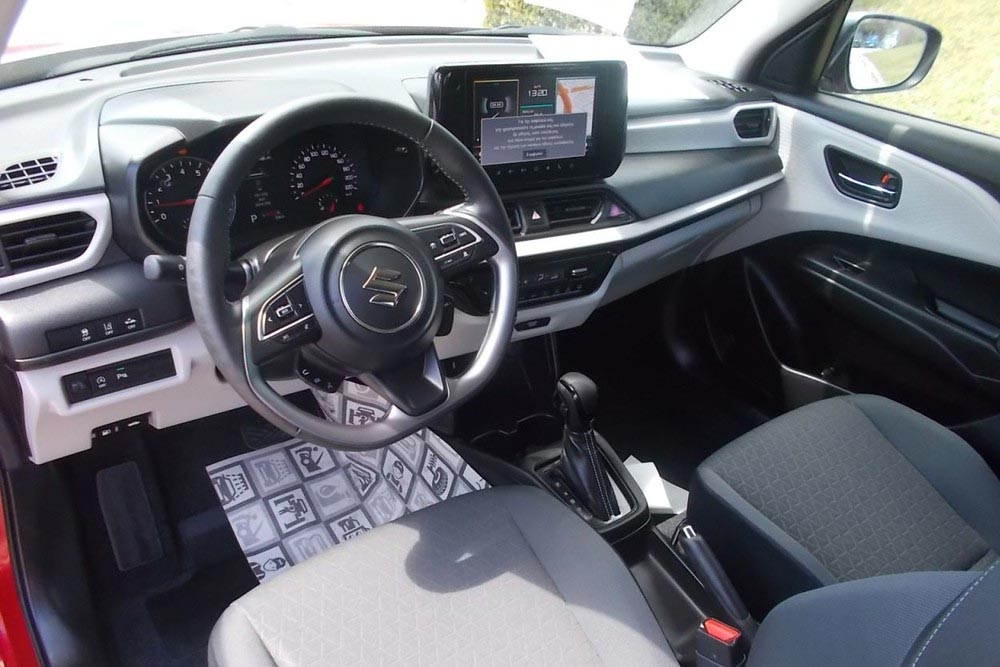 https://cdn.autogreeknews.gr/wp-content/uploads/2026/05/Suzuki-Swift-Hybrid-CVT-2025-4.jpg