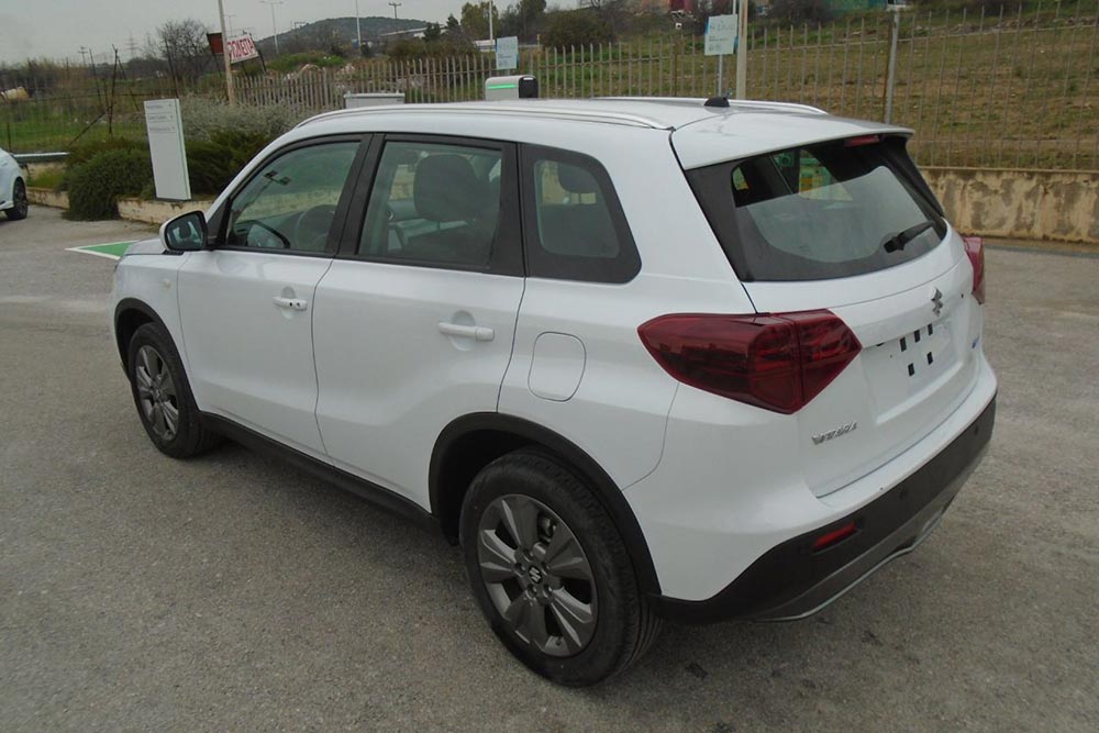 https://cdn.autogreeknews.gr/wp-content/uploads/2026/05/Suzuki-Vitara-2025-sfakianakis-epiloges-3.jpg
