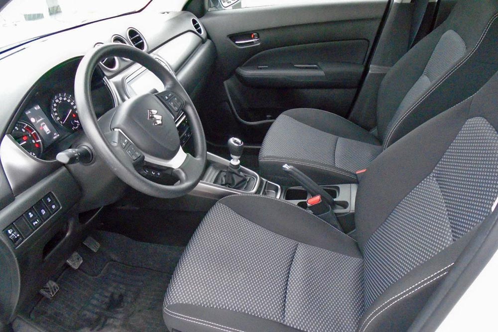 https://cdn.autogreeknews.gr/wp-content/uploads/2026/05/Suzuki-Vitara-2025-sfakianakis-epiloges-4.jpg