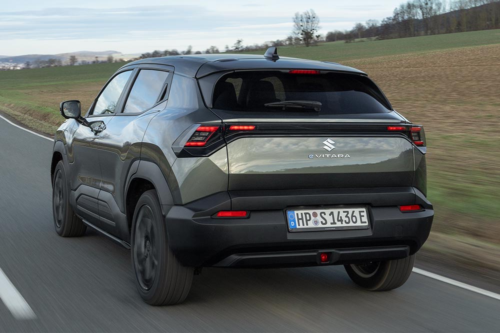 https://cdn.autogreeknews.gr/wp-content/uploads/2026/05/Suzuki-e-Vitara-1-1.jpg