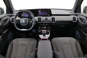 Suzuki e Vitara interior (1)