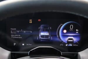Suzuki e Vitara interior (12)