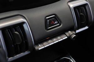 Suzuki e Vitara interior (15)