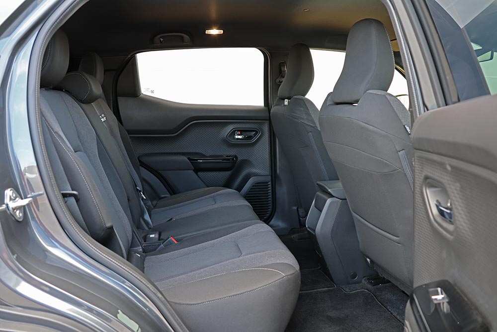 https://cdn.autogreeknews.gr/wp-content/uploads/2026/05/Suzuki-e-Vitara-interior-17.jpg
