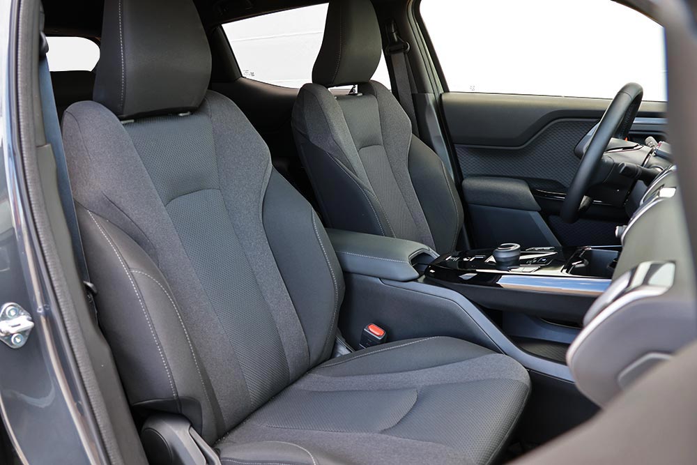 https://cdn.autogreeknews.gr/wp-content/uploads/2026/05/Suzuki-e-Vitara-interior-19.jpg