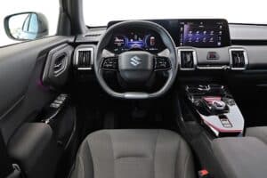 Suzuki e Vitara interior (2)
