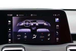Suzuki e Vitara interior (5)