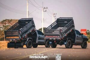 Toyota-Hilux-Travo-RRS-dump-truck-series-16-2048×1