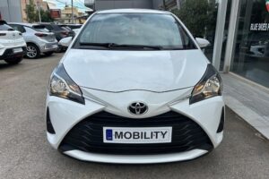 Toyota-Yaris-2019-1