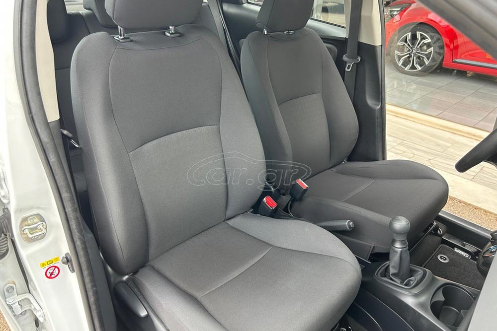 https://cdn.autogreeknews.gr/wp-content/uploads/2026/05/Toyota-Yaris-2019-9.jpg