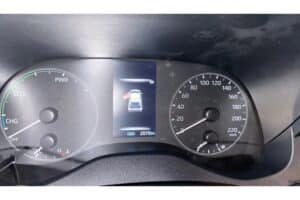 Toyota-Yaris-Hybrid-2024-5