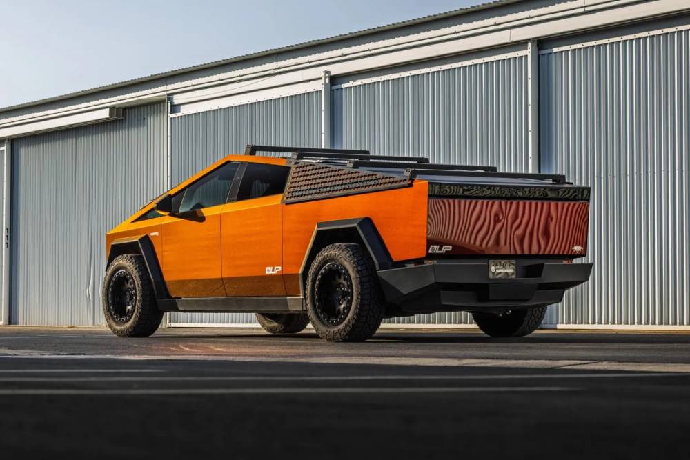 https://cdn.autogreeknews.gr/wp-content/uploads/2026/05/Unplugged-Performance-Tesla-Cybertruck-New-9-2048x.jpg