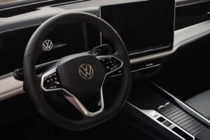VW_Passat_2026_sedan_Saudi_Arabia (2)