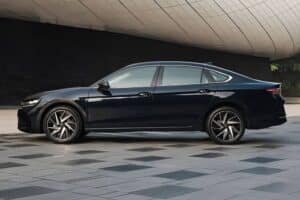 VW_Passat_2026_sedan_Saudi_Arabia (4)