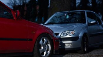 Honda Civic VTi και Citroen Saxo VTS ενώπιος ενωπίω στην πίστα