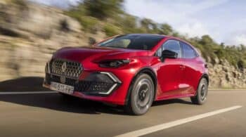 Νέο Renault Clio LPG ξεχνάει να φουλάρει με 1.450 χλμ. αυτονομία
