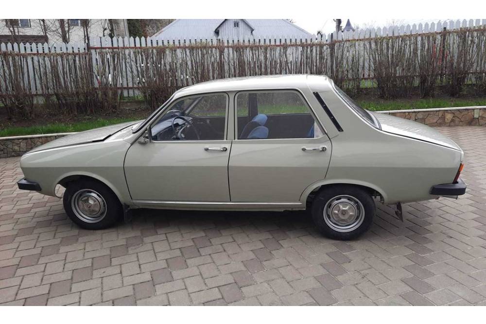 Μουσειακό Dacia 1300 για ρομαντικούς γνώστες