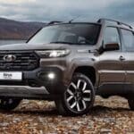 lada niva travel leather 02