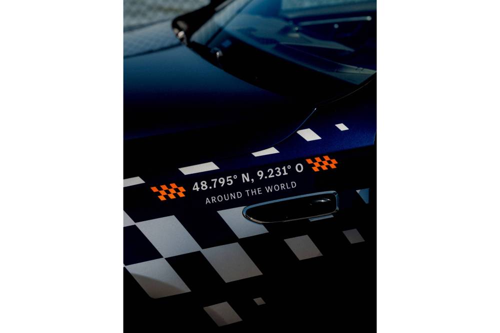 https://cdn.autogreeknews.gr/wp-content/uploads/2026/05/mercedes-s-class-140-years-tour-5.jpg