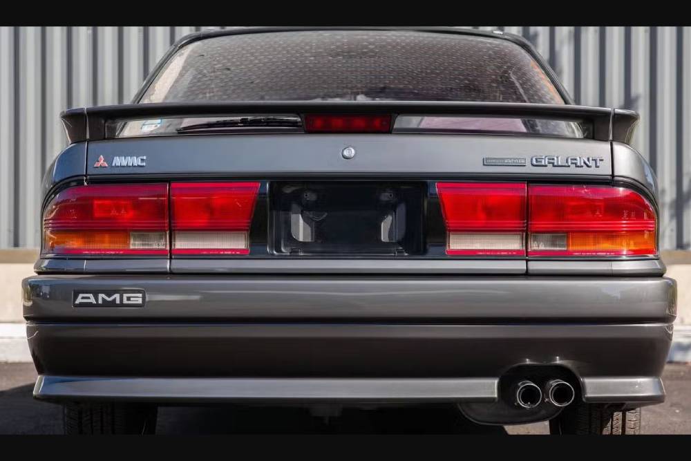 https://cdn.autogreeknews.gr/wp-content/uploads/2026/05/mitsubishi-galant-amg-03.jpg