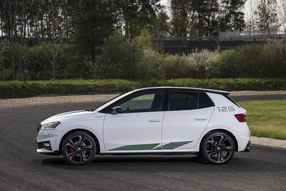 https://cdn.autogreeknews.gr/wp-content/uploads/2026/05/new-skoda-fabia-motorsport-edition-3.jpg