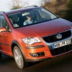 volkswagen_crosstouran_412